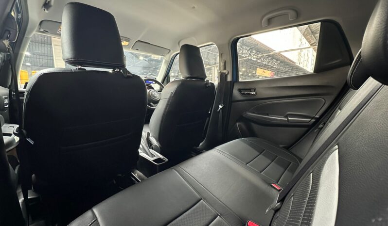
								Suzuki Swift 1.0A Turbo GLX full									
