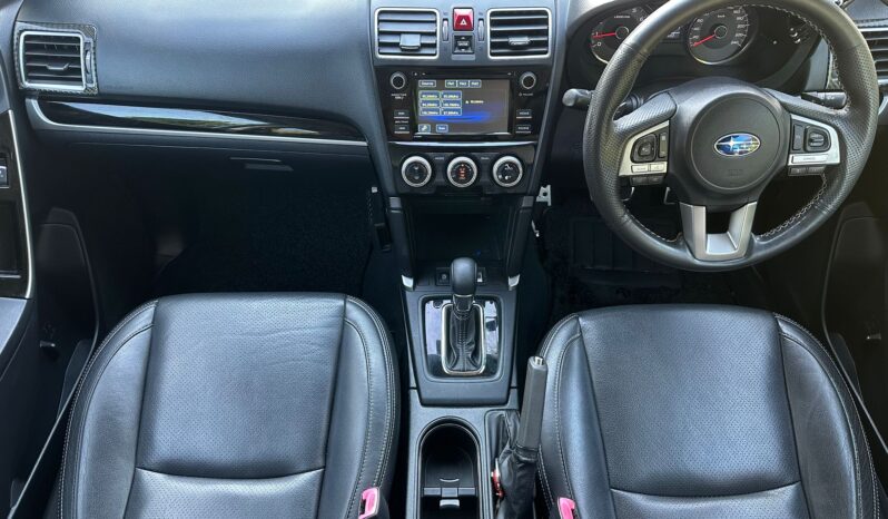 
								Subaru Forester 2.0i-L Sunroof full									