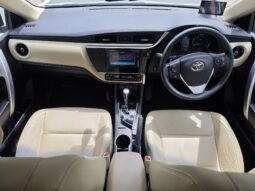 
										Toyota Corolla Altis 1.6A Elegance full									