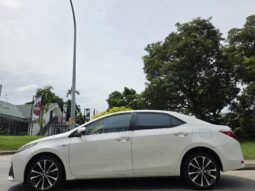 
										Toyota Corolla Altis 1.6A Elegance full									