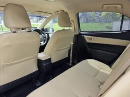
										Toyota Corolla Altis 1.6A Elegance full									