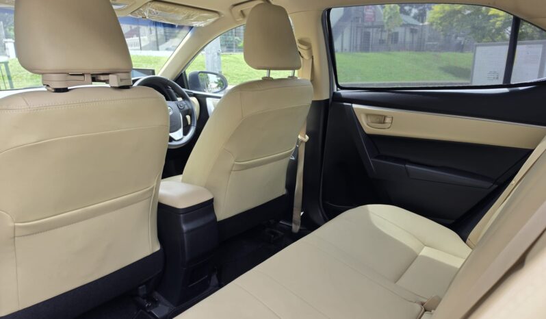 
								Toyota Corolla Altis 1.6A Elegance full									