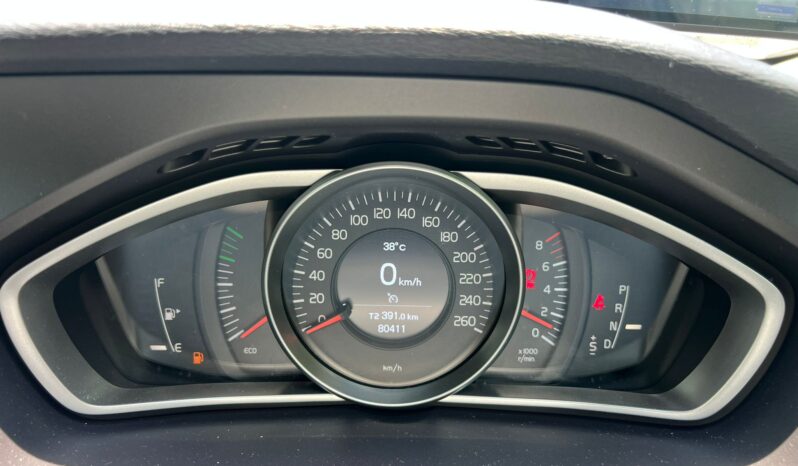 
								Volvo V40 T2 full									