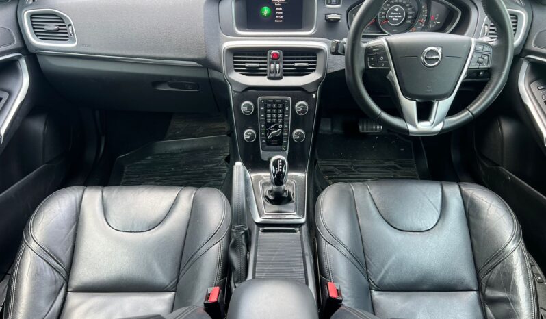 
								Volvo V40 T2 full									