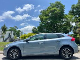
										Volvo V40 T2 full									