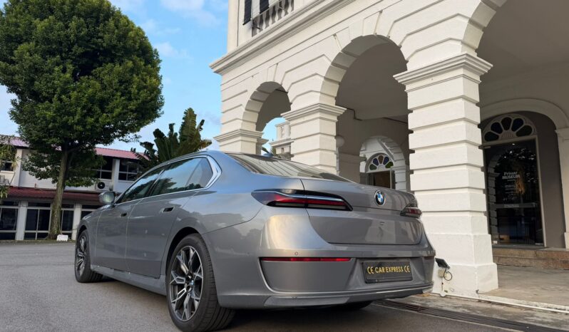 
								BMW 7 Series 735i Mild Hybrid sDrive Pure Excellence full									