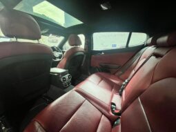 
										Kia Stinger 2.0A Sunroof full									