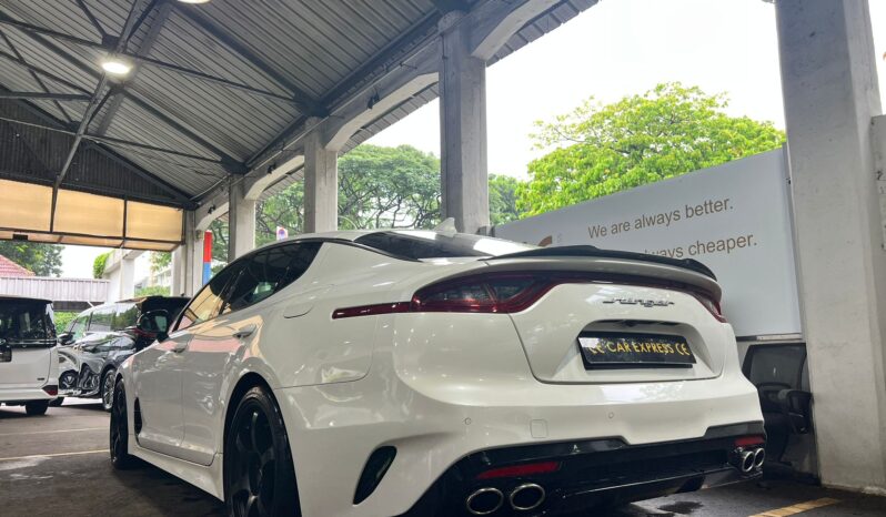 
								Kia Stinger 2.0A Sunroof full									