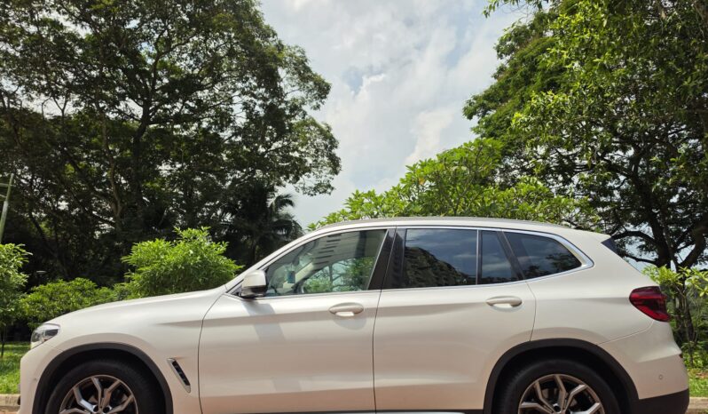 
								BMW X3 sDrive20i xLine full									