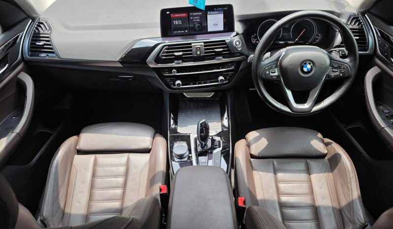 
								BMW X3 sDrive20i xLine full									