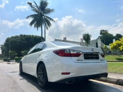 
										Lexus ES250 Luxury Sunroof full									