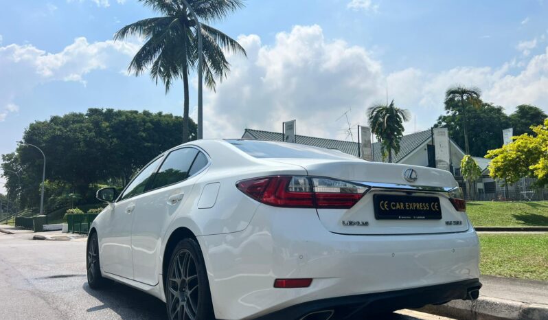 
								Lexus ES250 Luxury Sunroof full									