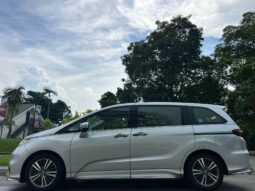
										Honda Odyssey 2.4A EXV-S Sunroof full									