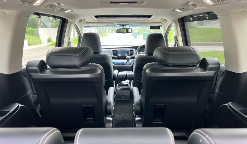 
								Honda Odyssey 2.4A EXV-S Sunroof full									