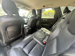 
										Volvo XC60 T5 Momentum full									
