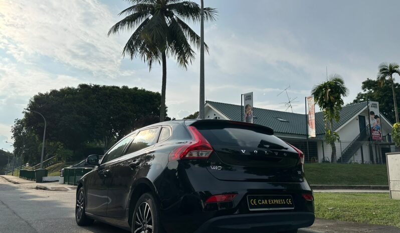 
								Volvo V40 T2 full									