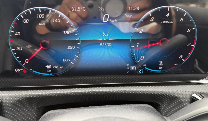 
								Mercedes-Benz A-Class A180 Progressive full									