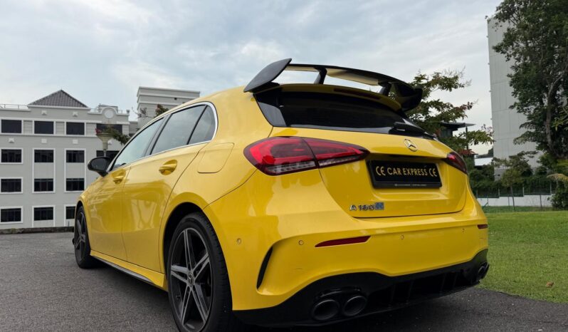 
								Mercedes-Benz A-Class A180 Progressive full									