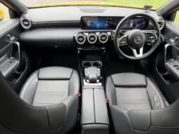 
										Mercedes-Benz A-Class A180 Progressive full									