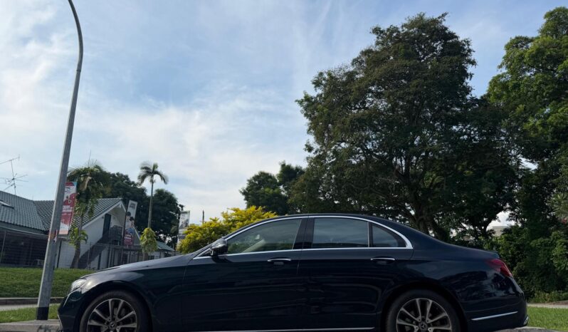 
								Mercedes-Benz E-Class E250 Exclusive full									