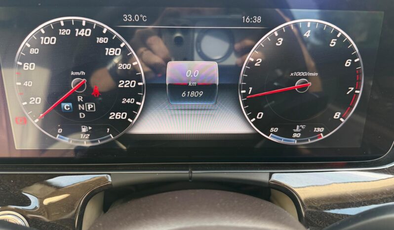 
								Mercedes-Benz E-Class E250 Exclusive full									