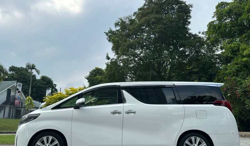 
								Toyota Alphard Hybrid 2.5A X full									