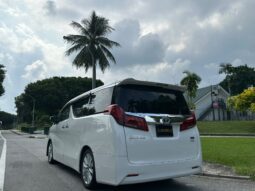 
										Toyota Alphard Hybrid 2.5A X full									