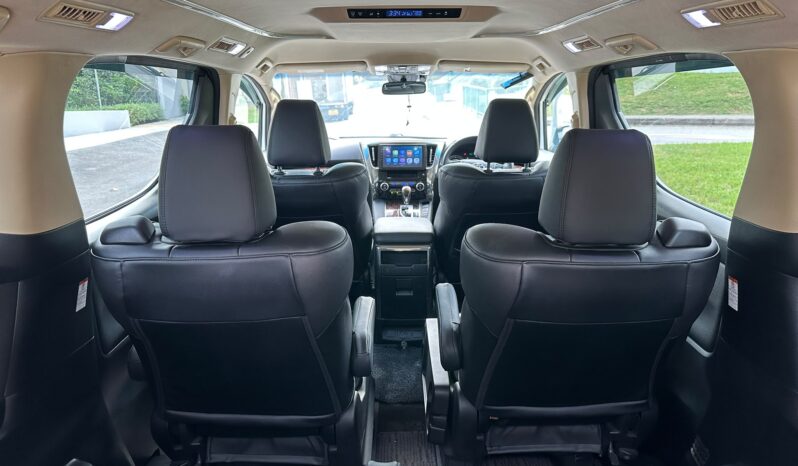 
								Toyota Alphard Hybrid 2.5A X full									